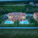 Katharina Villa Kirmenjak