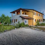 Katharina Villa