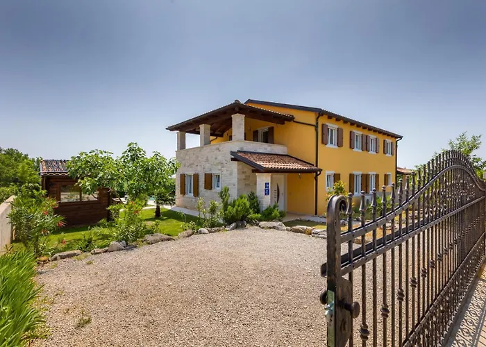 Katharina Villa Kirmenjak